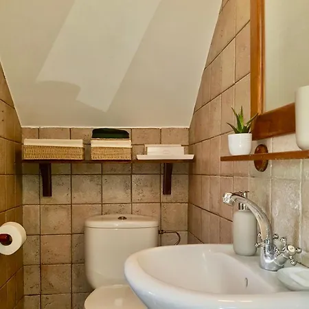 Traditional House With Mountain View - Village בית נופש *