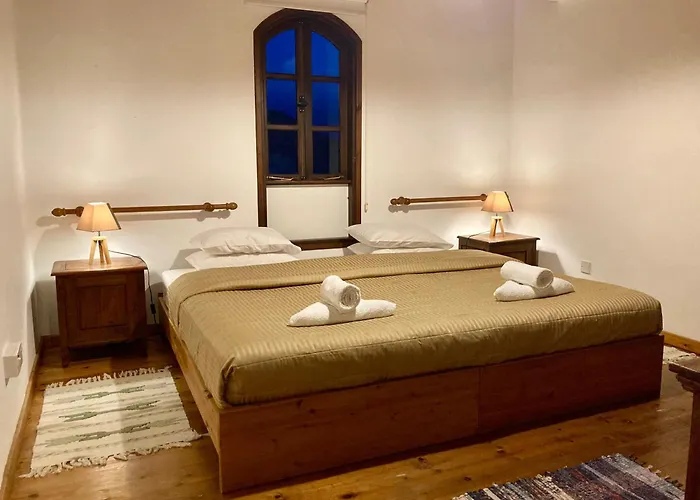 Traditional House With Mountain View - Village * Dierona