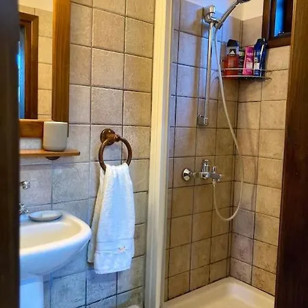 Hébergement de vacances Traditional House With Mountain View - Village *