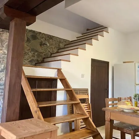 Hébergement de vacances Traditional House With Mountain View - Village